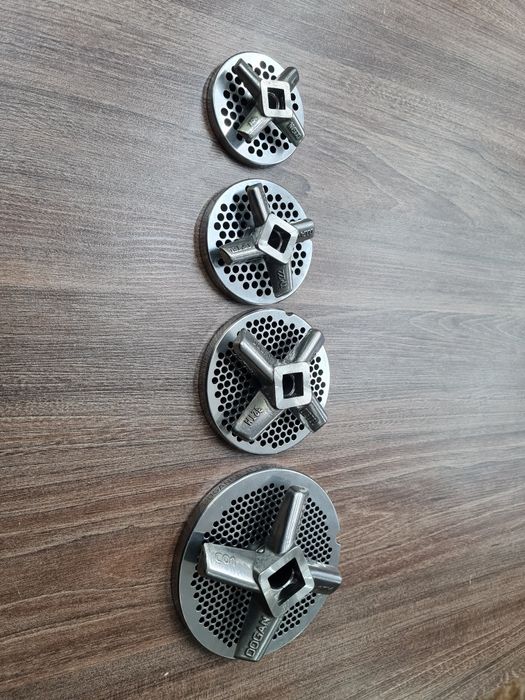 Нож, решетка, пышак, сетка для мясорубки