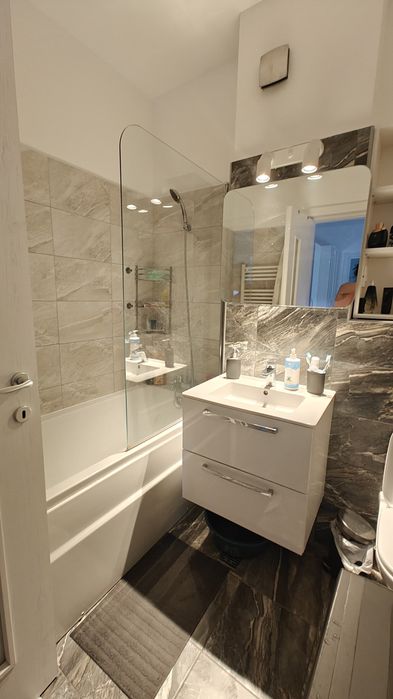 Apartament 2 camere | 70 mp + loc de parcare | Zona Titan