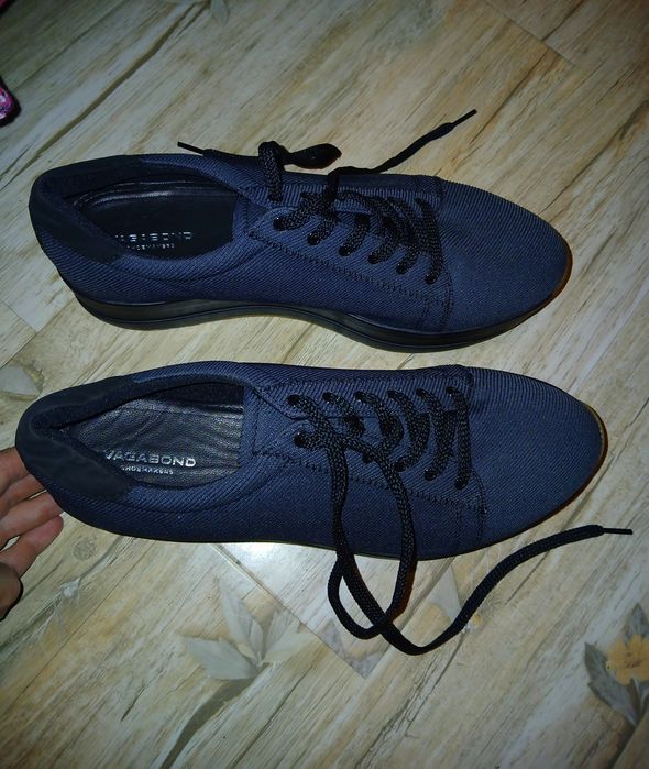 Adidasi originali noi