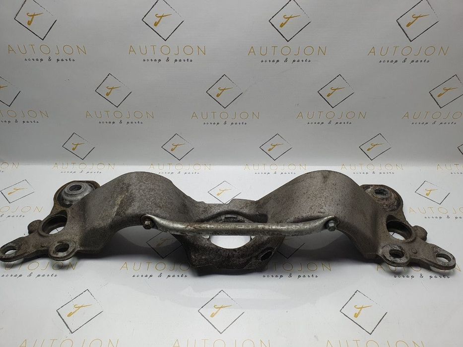 Suport cutie de viteze automata AUDI A4 II (8E2, B6) [ 2000 - 2005 ] 1.8 127KW|173HP OEM 8E0399263S