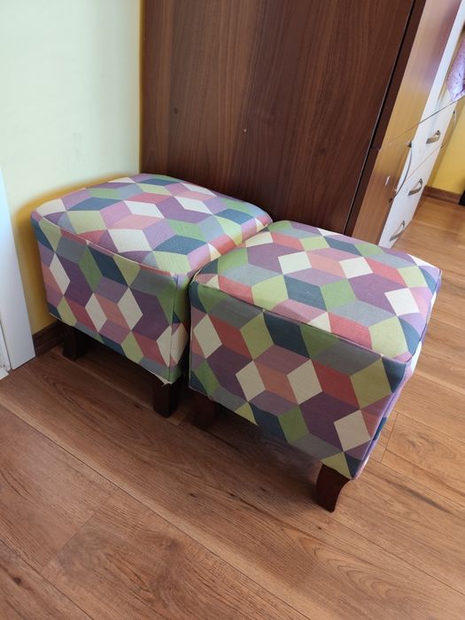 Две табуретки 40х40х40