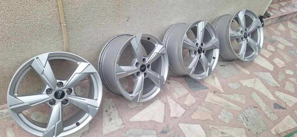 ОРИГИНАЛНИ Джанти 5х112 за -AUDI/VAG- 8Jx18H2, ET39