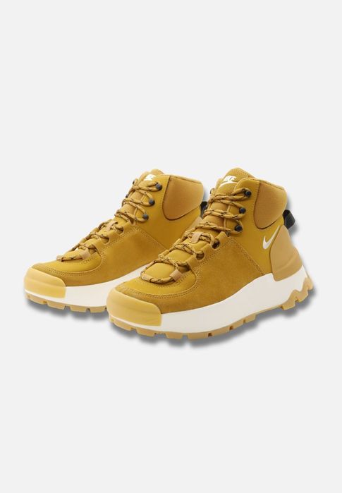 Оригинални нови боти Nike
