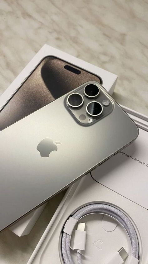 IPhone 16 Pro Max 256
