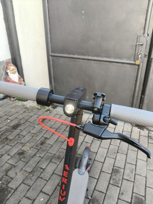 Vând trotineta electrica AovoPro