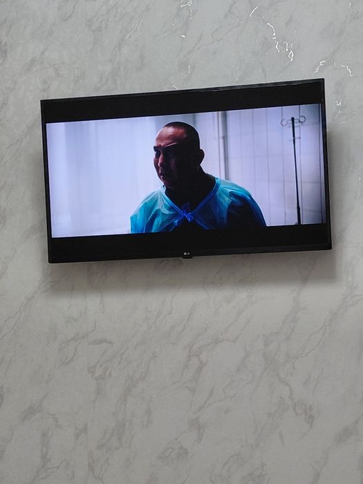 Продам телевизор LG