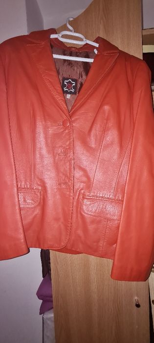 Haina de piele naturala