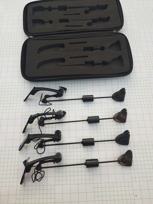 Set 4 Swingeri MKM3 HAKUYO cu Iluminare BLACK LEDURI ALBE