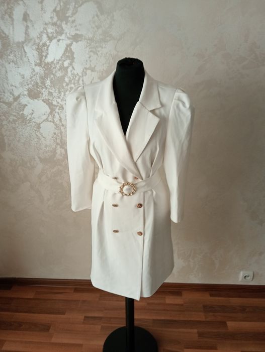 Vând Rochii de seară mai multe modele