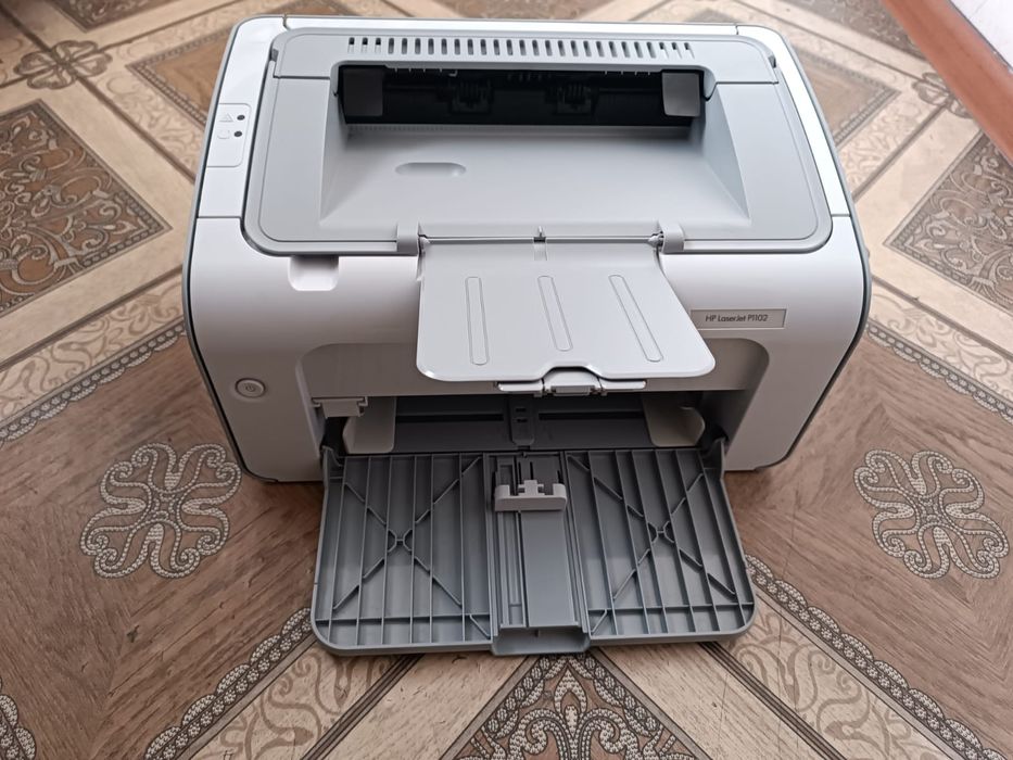 Принтер HP Laserjet P1102