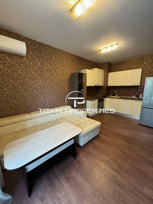 Дава се под наем Двустаен апартамент в Пловдив, Център - 65 кв.м за 450 € - Снимка #2