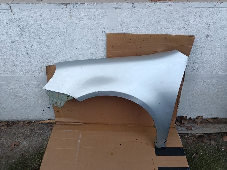 Aripa/Armatura/Radiator Apa VW Golf 5 V 2003/2004/2005/2006/2007/2008/