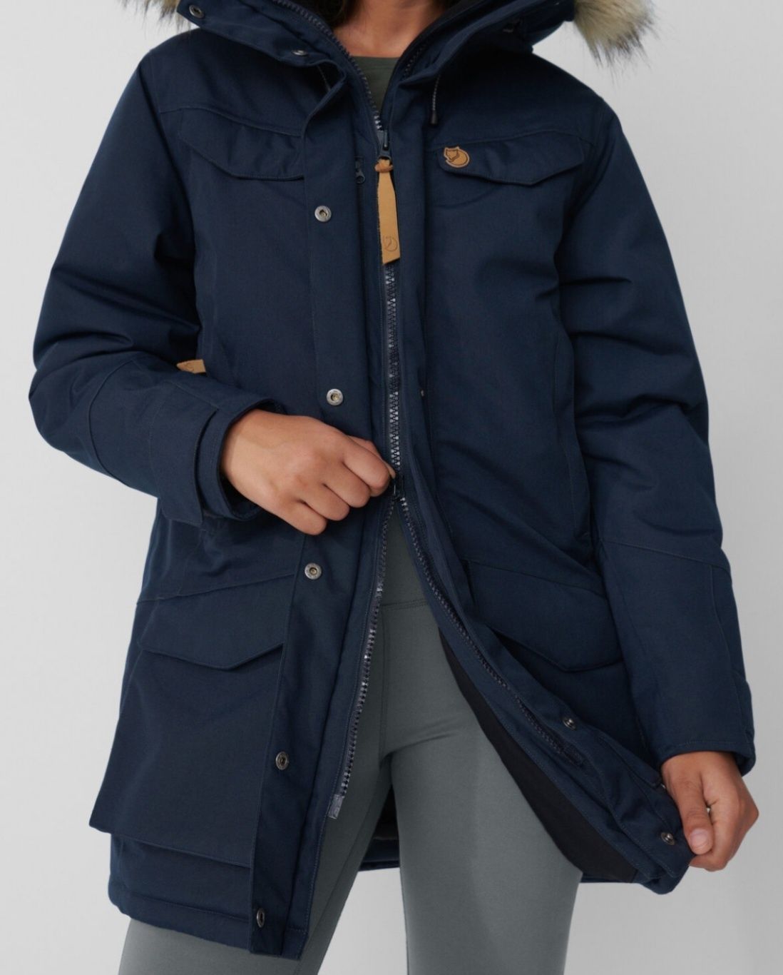 Geaca Fjall Raven Nuuk Parka dama cred L,impecabilacod R143