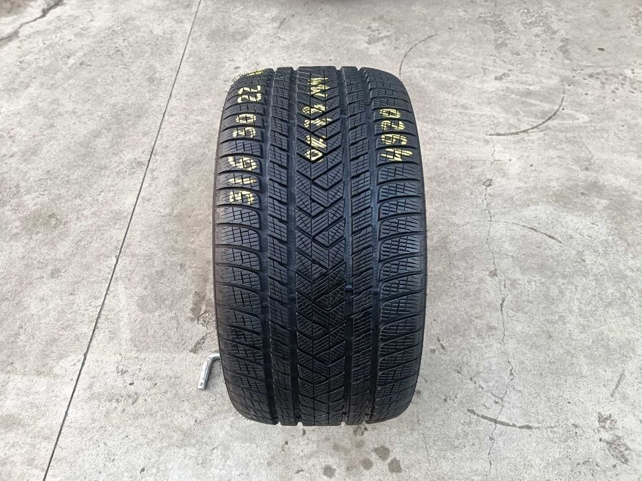 O anvelopa de iarna 315 30 22 pirelli scorpion winter 7,8 mm 4920