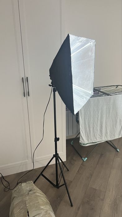 Продам софтбокс для съемки в хорошем состоянии!