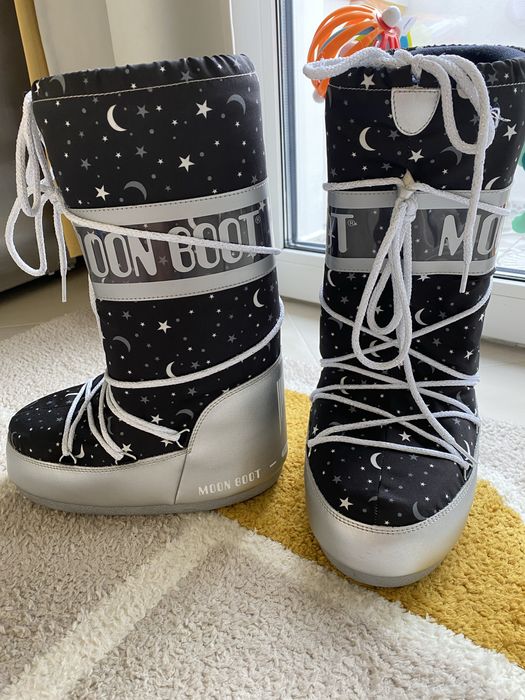 Ботуши Moon Boot