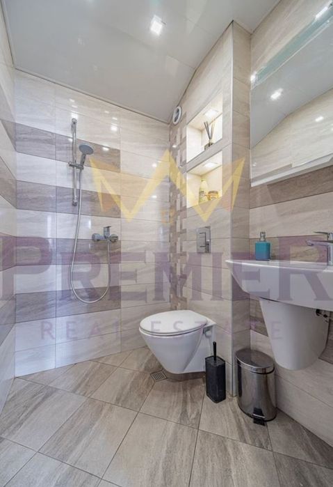 Дава се под наем Двустаен апартамент в Варна, Окръжна болница - 74 кв.м за 561 € - Снимка #11