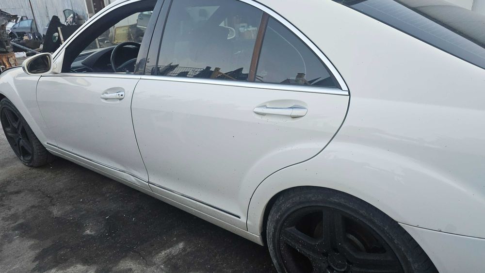 dezmembrez Mercedes S class W221 S320 S350 S420 S500 4matic motor