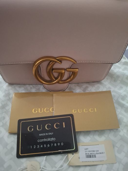 Poșetă Gucci, noua, stare impecabila, 18 cm lungime