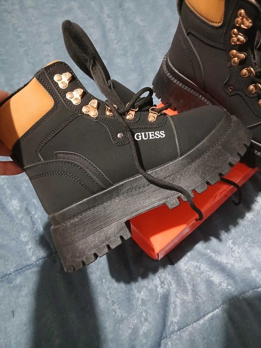 Зимни боти Гуесст чисто нови