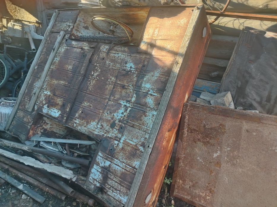 Продам кузов от легкового прицепа.