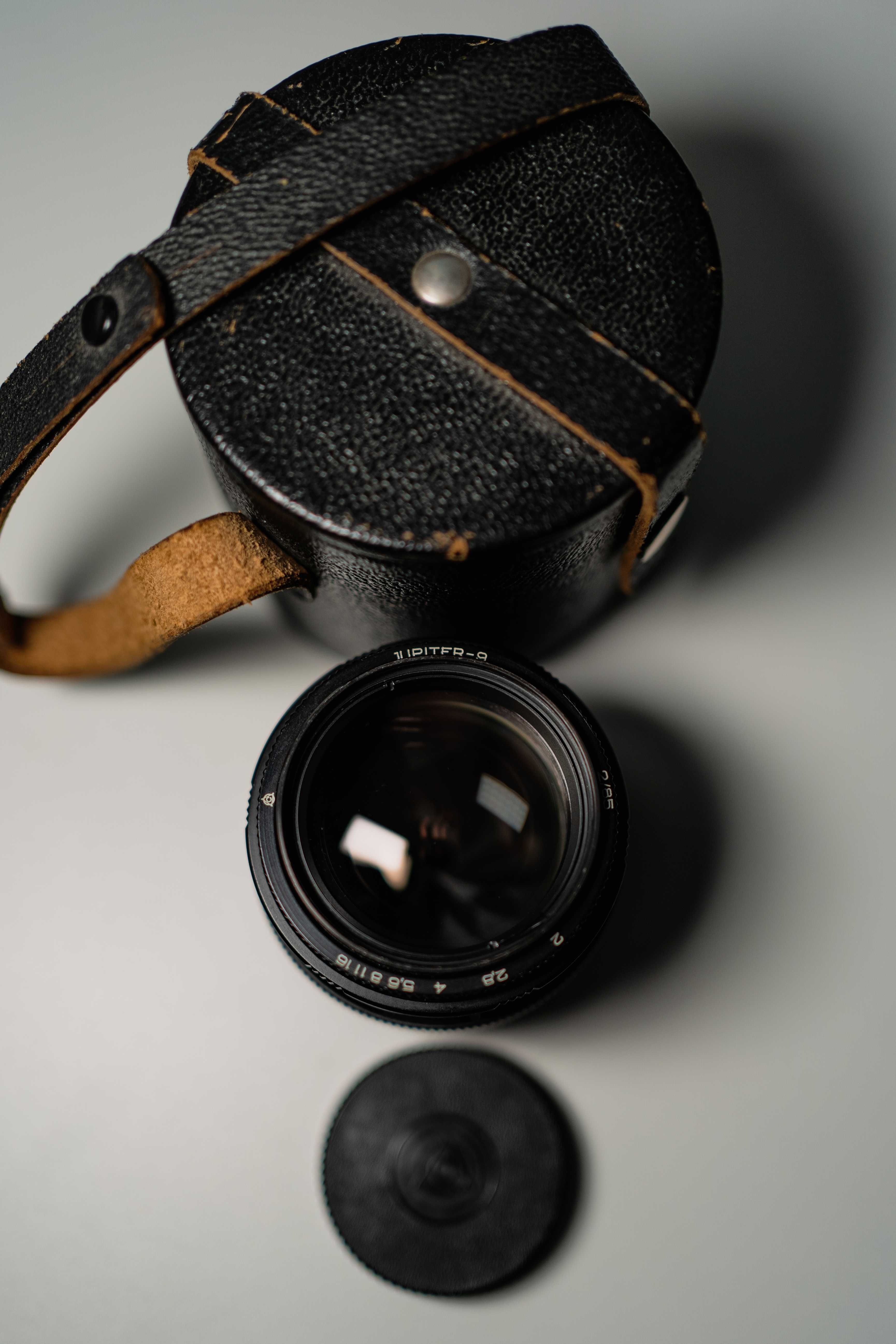Obiectiv Jupiter-9 2/85mm f2, montura m42