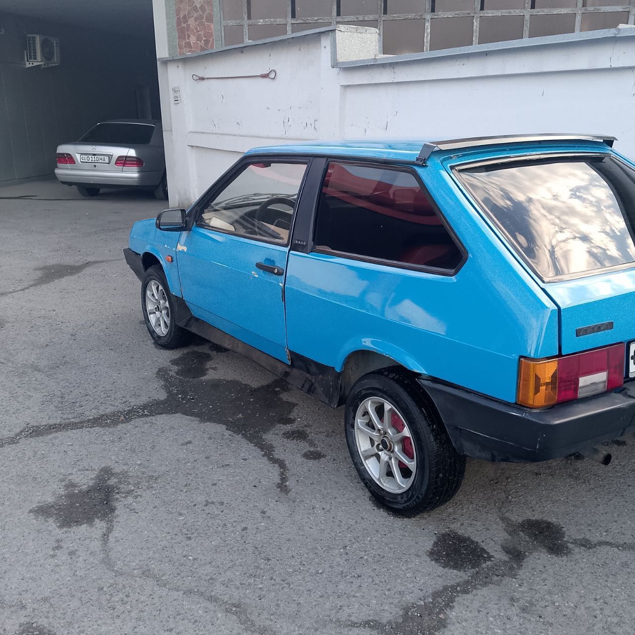 Vaz 2108 sotiladi