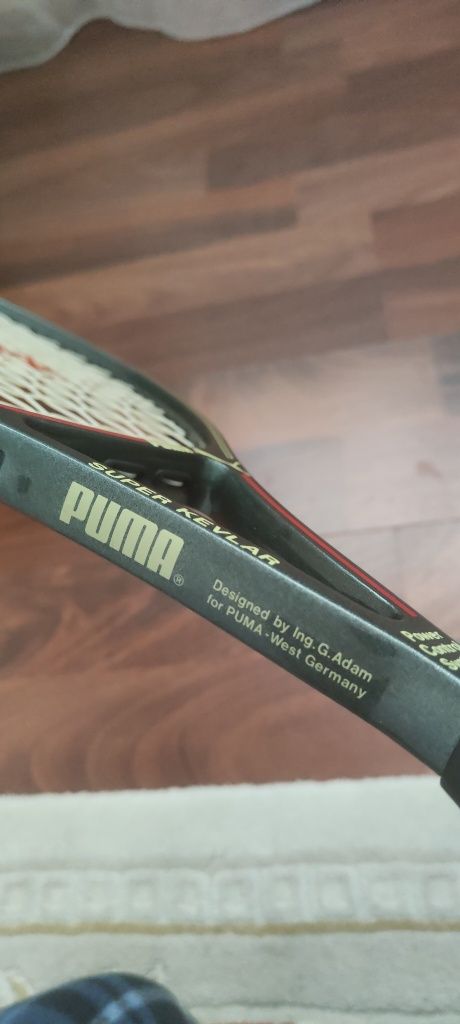 Racheta tenis Puma super kevlar!