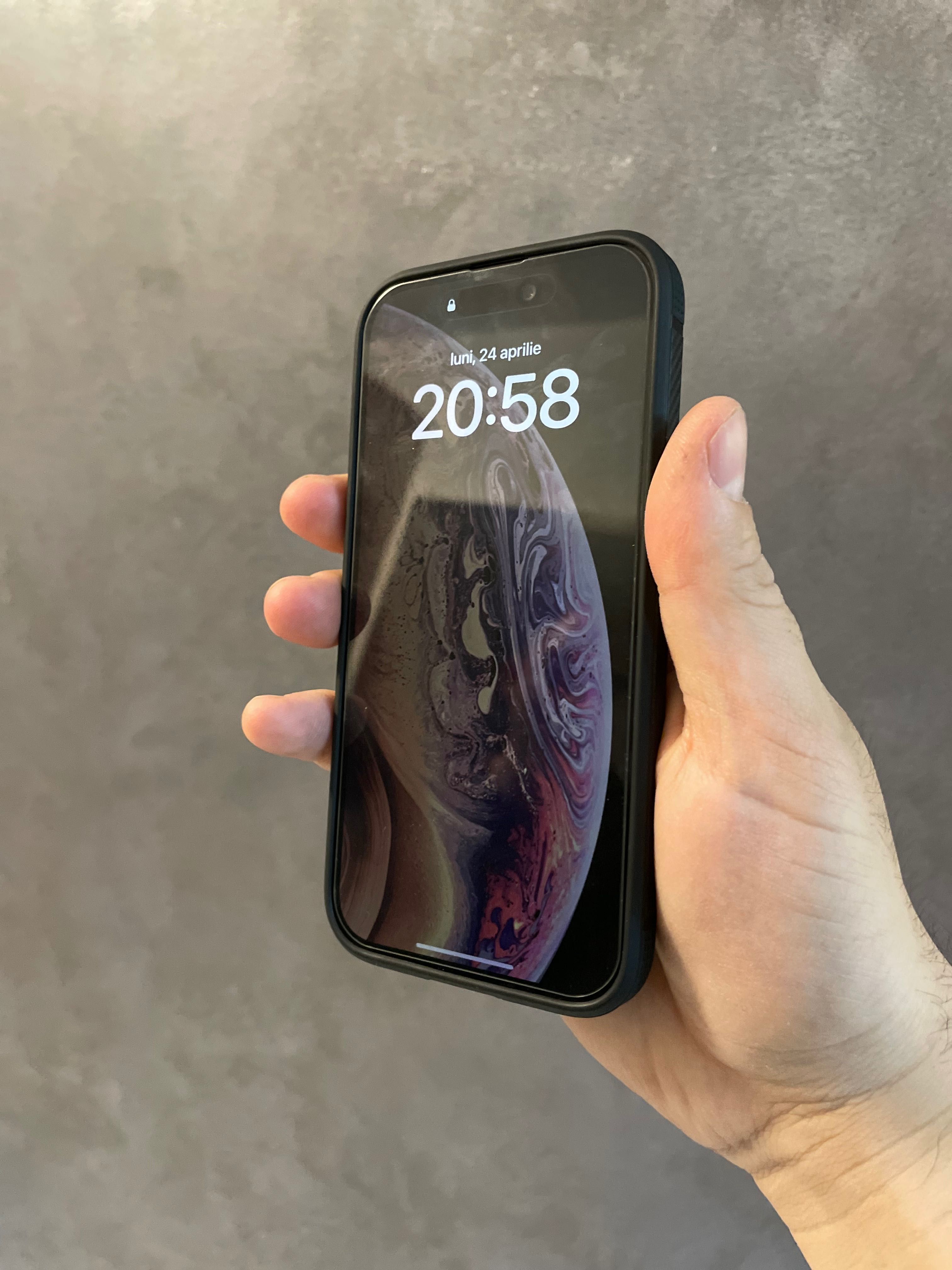 Husa Carbon Hibrid Defender iPhone 14/ 14 Pro