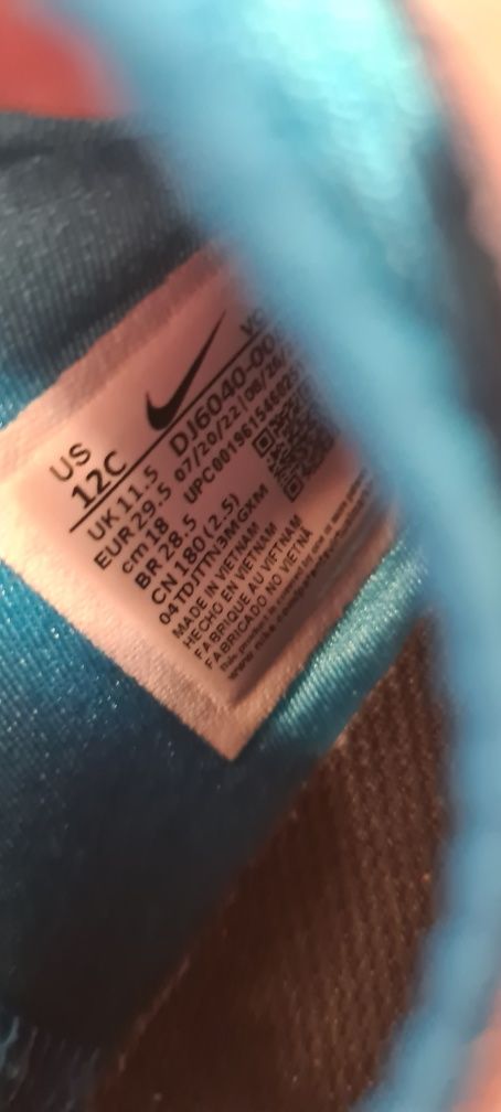Adidasi Nike 29.5