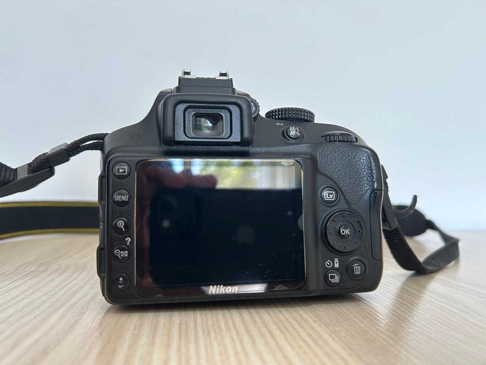 Nikon D3300 cu obiectiv 18-55mm