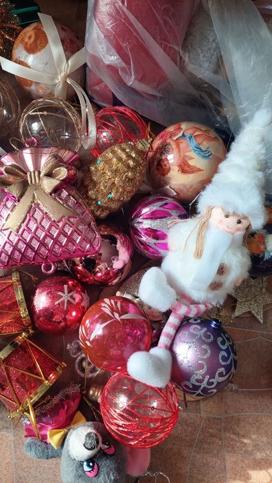 Игрушки для ёлки + мишура