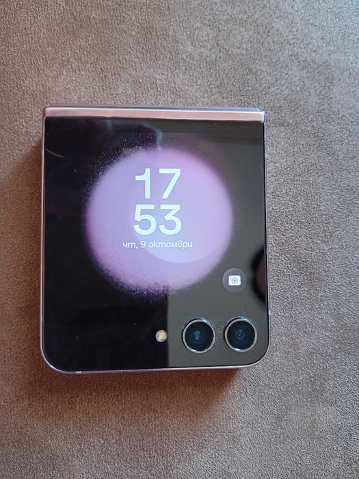 Samsung galaxy Z flip 5