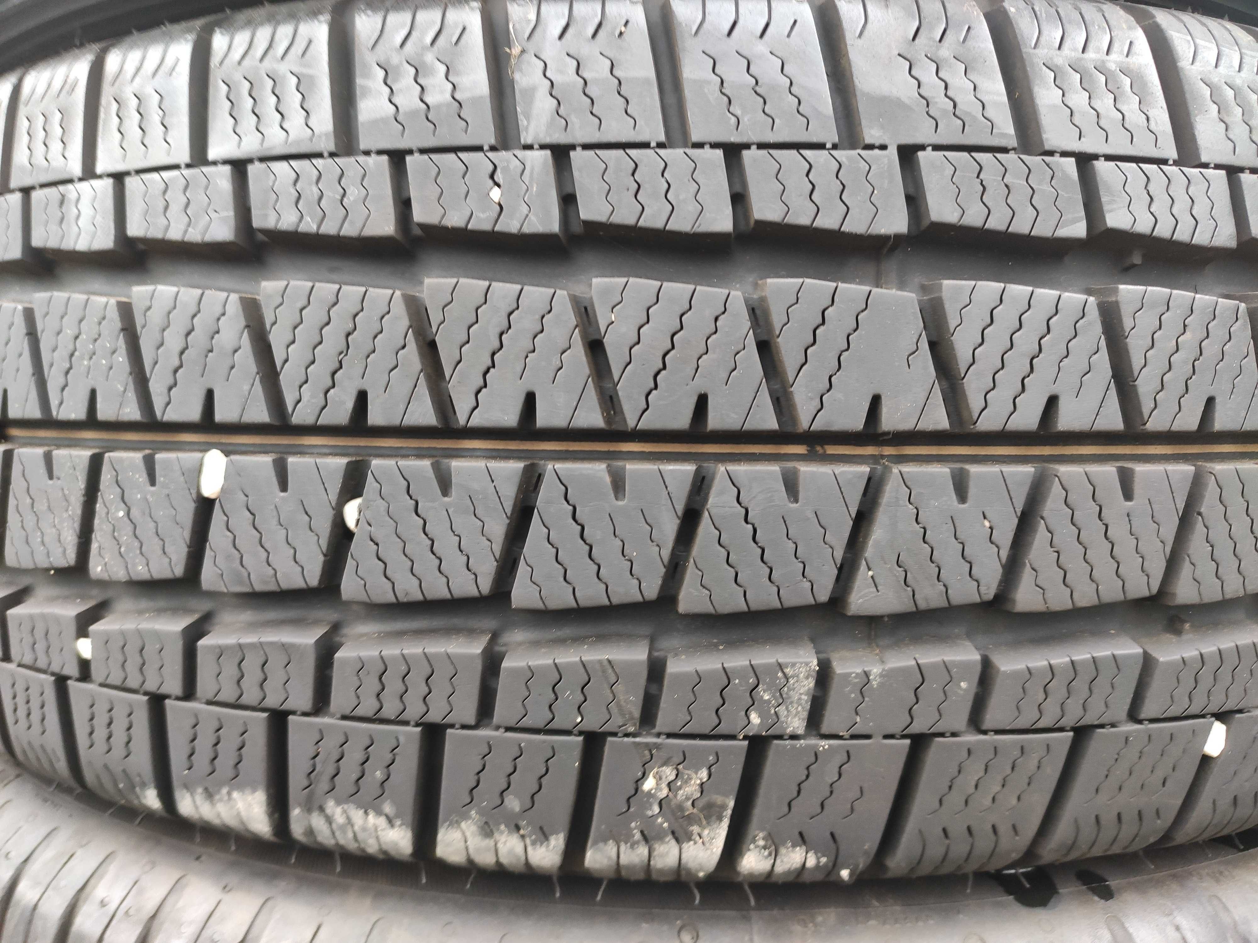 2бр Като нови Зимни гуми 195 60 16 С - Falken