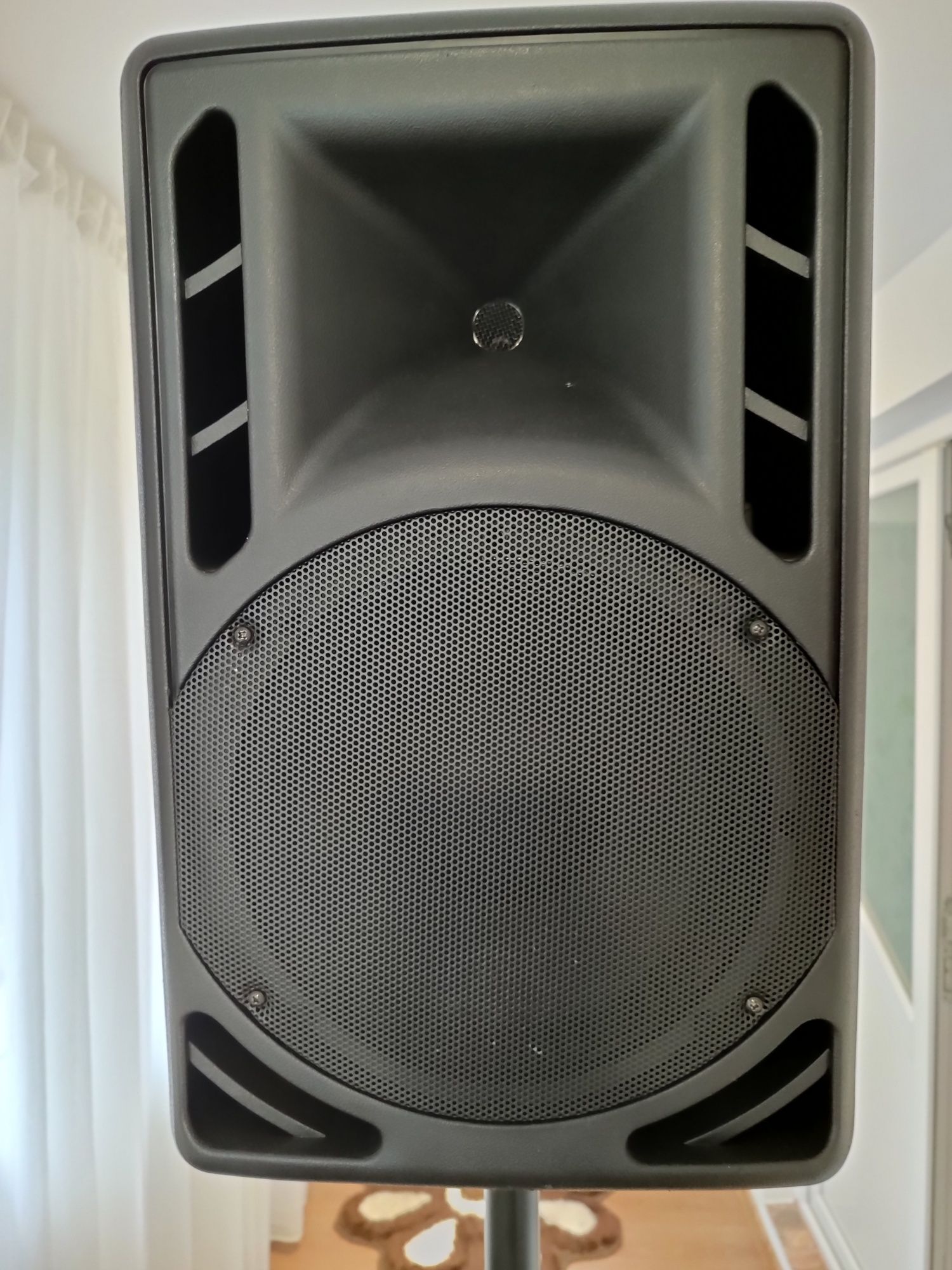 Sistem audio complet compact 2.2, Boxe, amplificator, crossover,