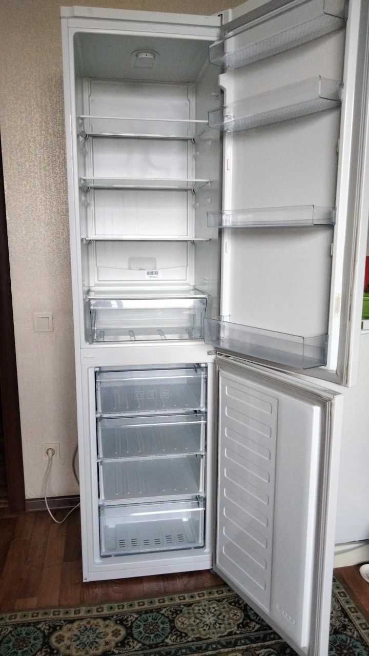 Холодильник BEKO