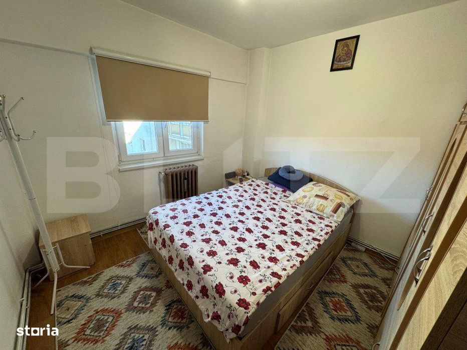 Apartament de vanzare cu 2 camere, decomandat – Zona Industriala