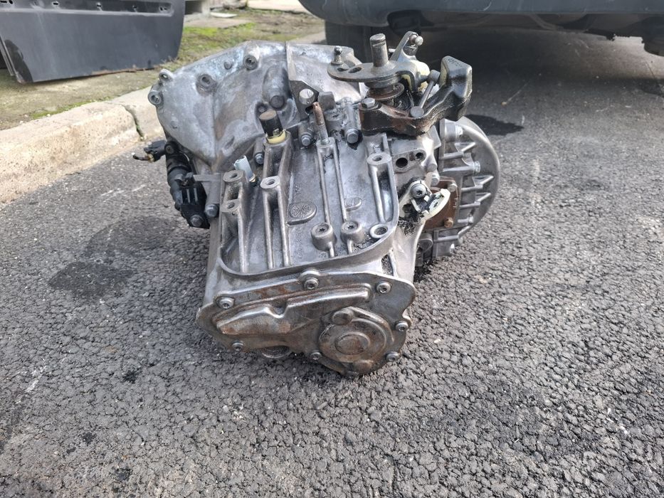 6 степенна скоростна кутия Пежо /Ситроен 2.0 хди