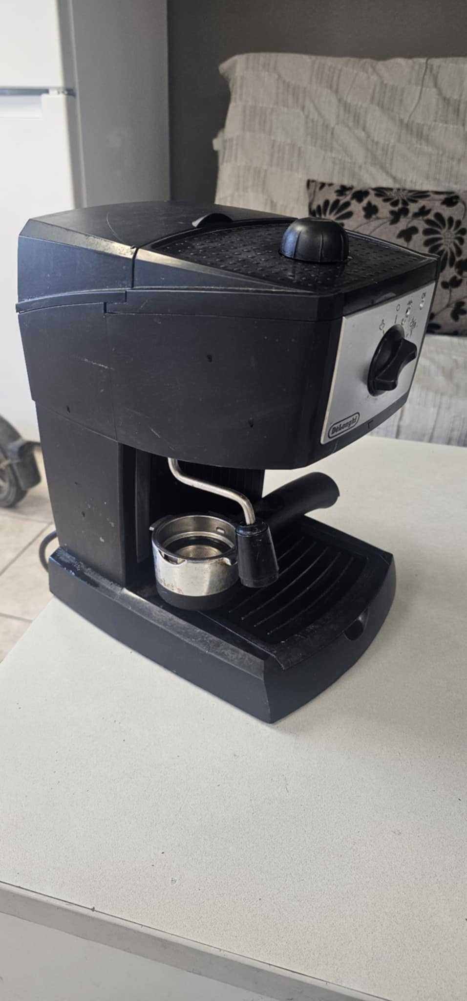 Кафемашина Delongi EC152