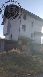 Къща, с.Дивотино, община Перник