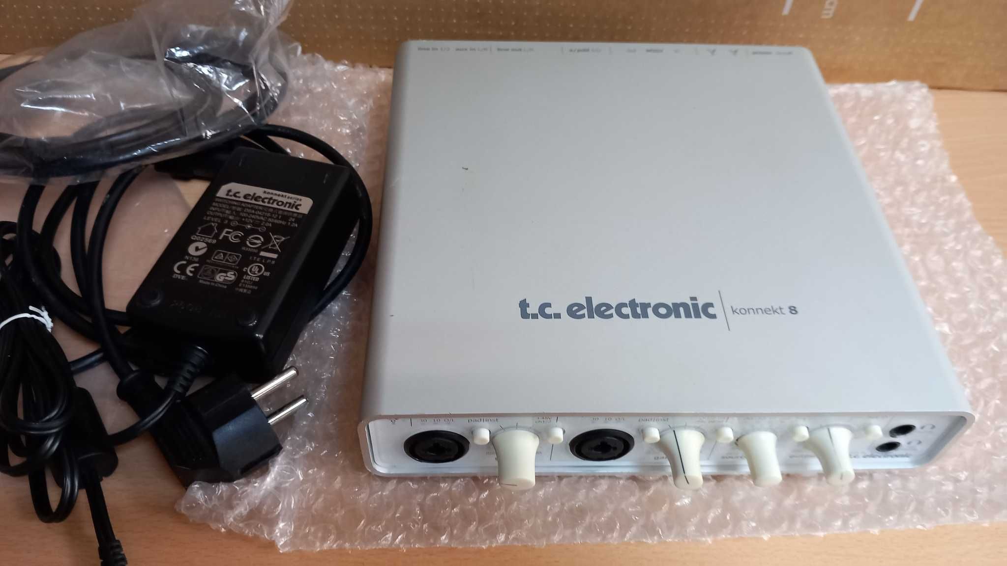 TC ELECTRONIC KONNEKT 8 Audio interface - 120лв