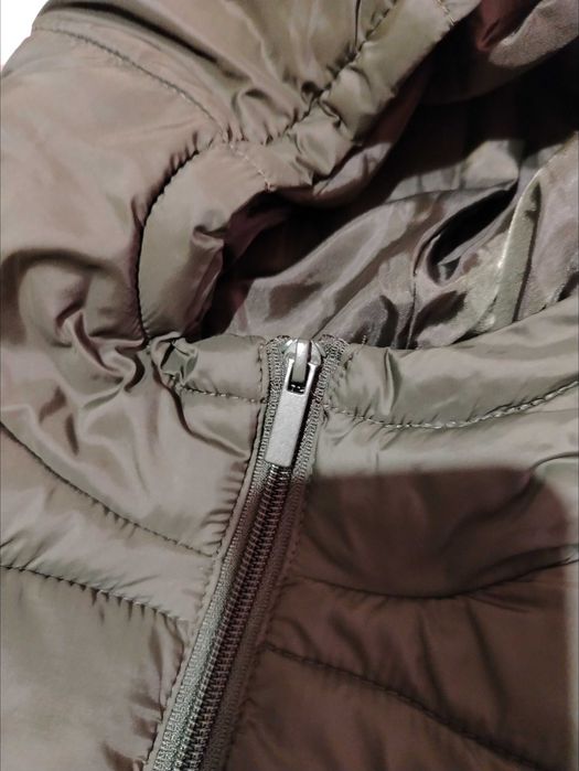 Зелено дълго яке