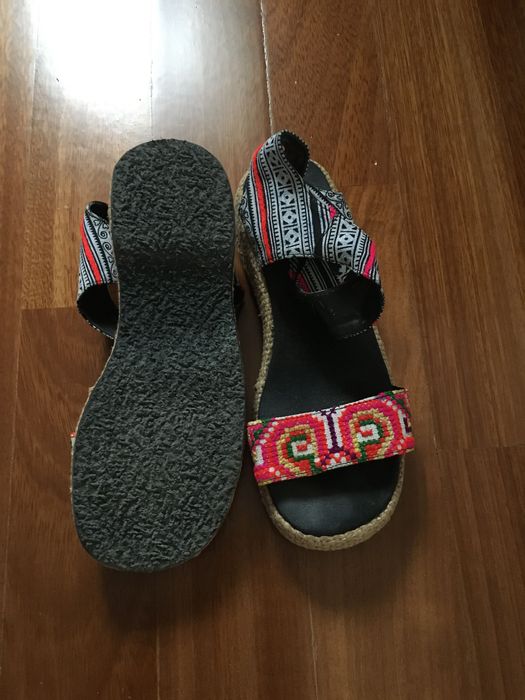Sandale Hippie, ca noi