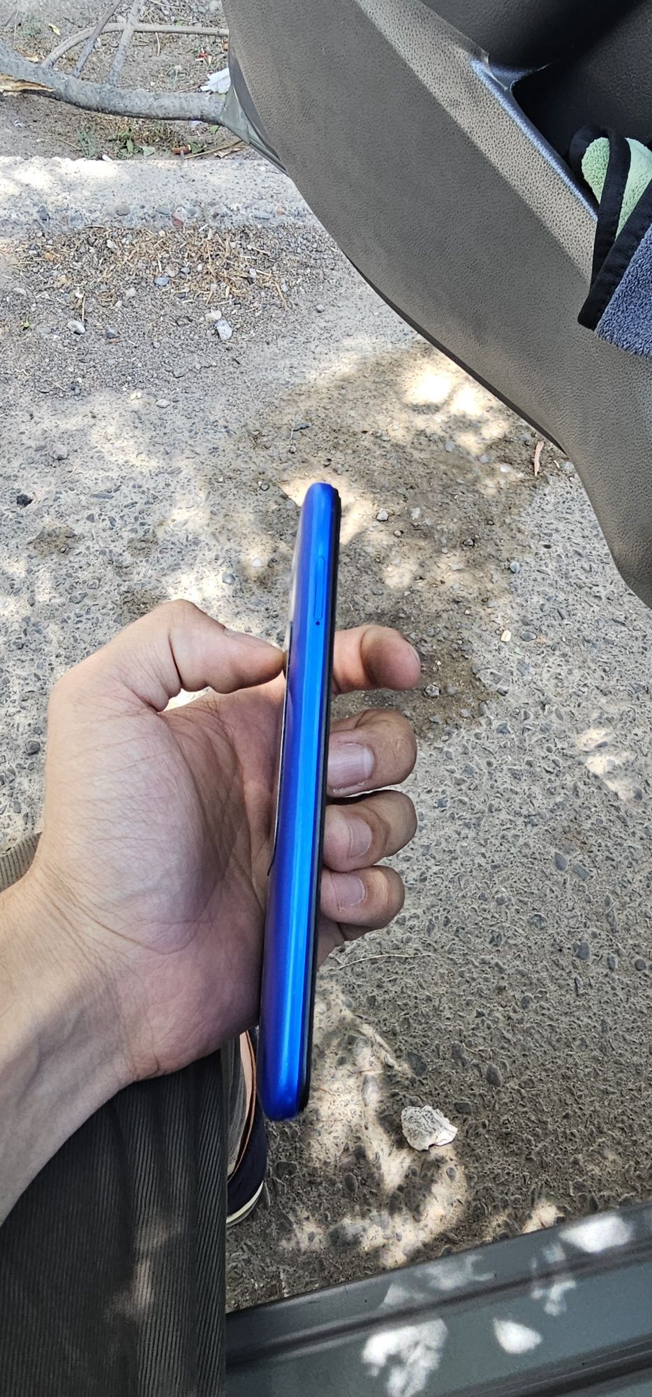 Redmi 8A 32 gb sotiladi