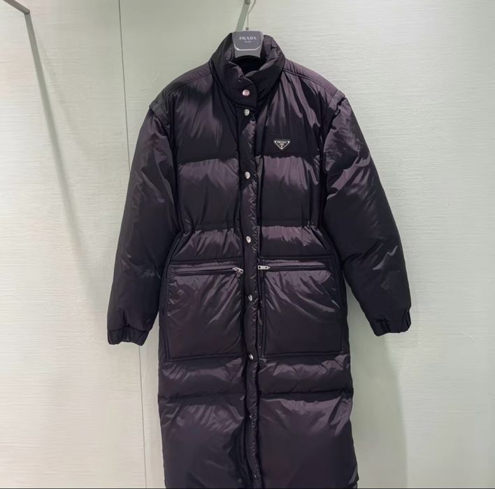 Продается зимняя куртка под Прада