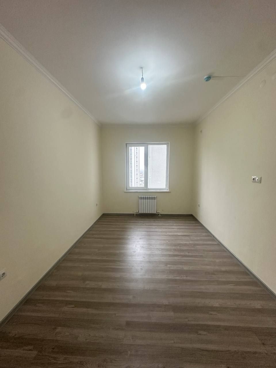 Продается 3х комнатная новостройка 72 кв.м 7/16 этаже  Корасув