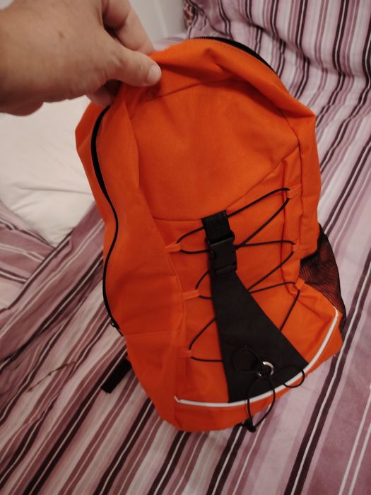 Rucsac sport ,culoare rosie