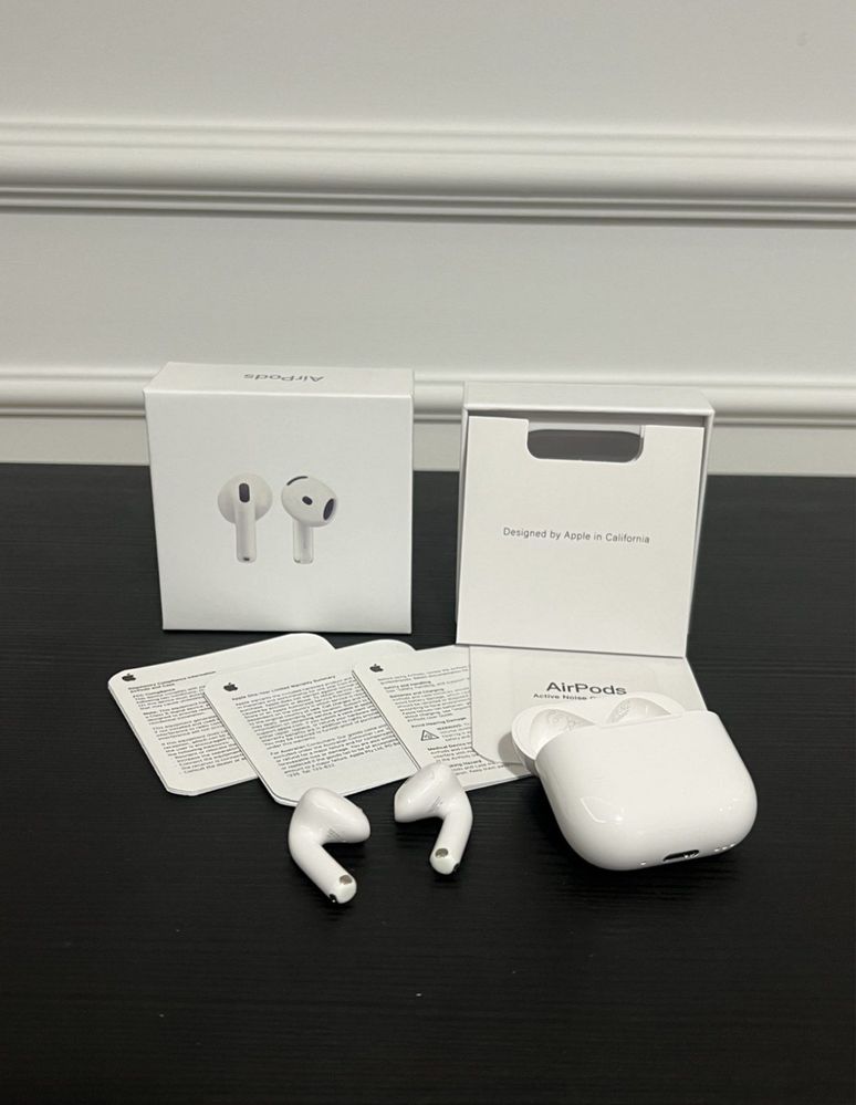 Безжични слушалки Apple AirPods 3