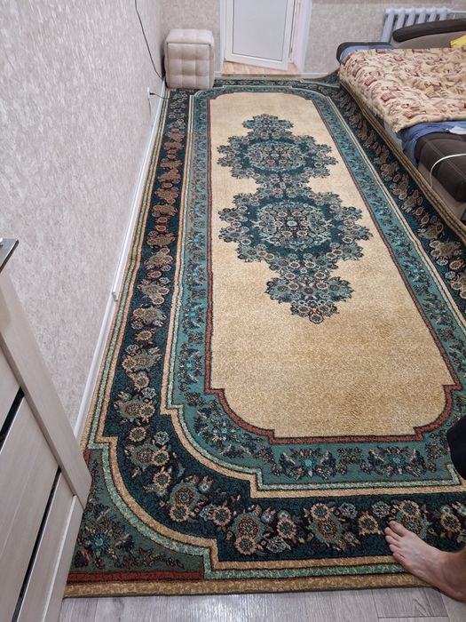 Продам ковёр 25000