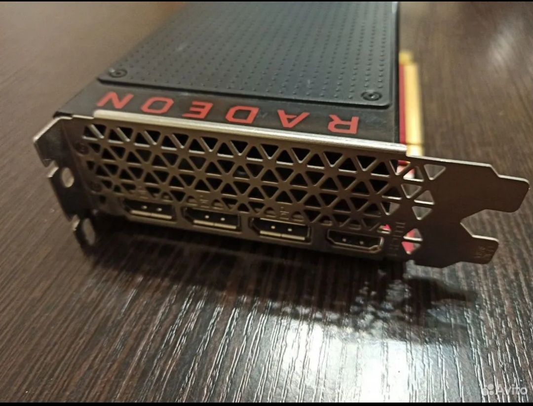 Продается видеокарта Radeon RX 570 4gb с турбиной.